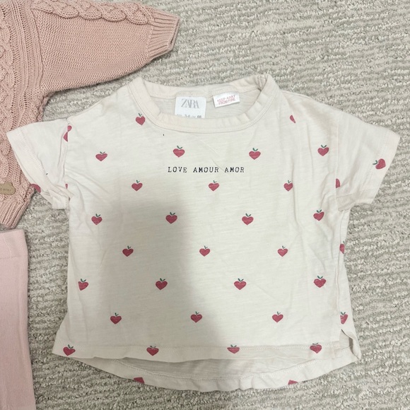 Baby girl clothes 3-6 months - Picture 3 of 6